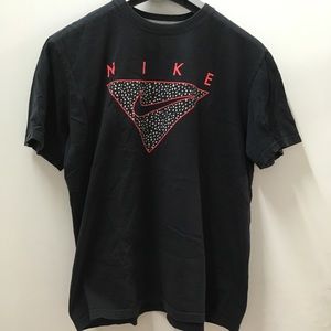 Vintage Black Nike T-shirt